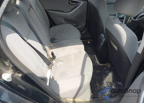 2016 Hyundai Elantra Se z USA, uszkodzony, nr VIN 5NPDH4AE4GH680297